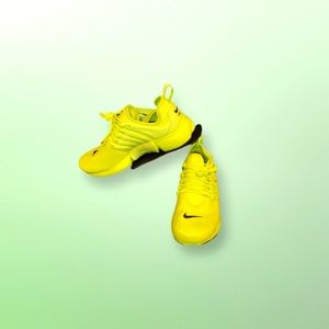 CANARY YELLOW NIKE